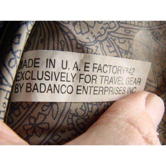 Travel Gear Small Carry On Bag Cosmetic Make-up Case Hardshell Zip Tapestry Read - Picture 14 of 16